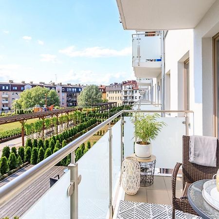 Apartament "Anna" - Kwartal Rozy Wiatrow, 15 Min Spacerem Od Plazy Swinoujscie Exterior photo